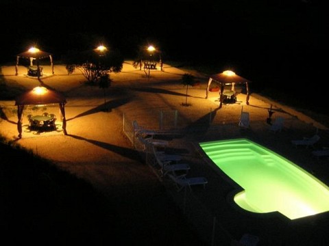 Gard : ensemble de gîtes de groupe avec piscine dans les Cévennes 45p