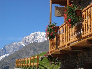 locations vacances Chambre d'hôtes Valle d'Aosta Montagne à LA SALLE