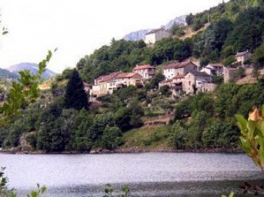 Gîte Le Petit Riou à Sainte Marguerite Lafigère en Basse Ardèche