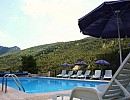 Haute Provence, Résidence Les Cognas (7 gîtes) avec piscine et tennis