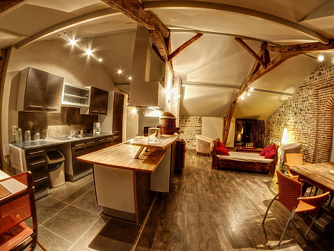 Appartement de charme à Bazet - Spa Kiné Lounge - Hautes Pyrénées