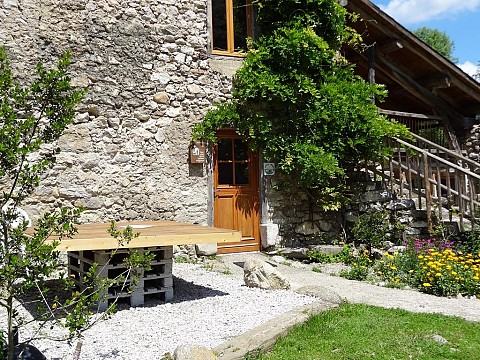 Gîte rural Pyrénées en Haute-Ariège, dix - douze personnes, à Alliat