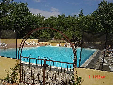 Roussillon Gîte des Ocres piscine climatisation animal ok wifi calme