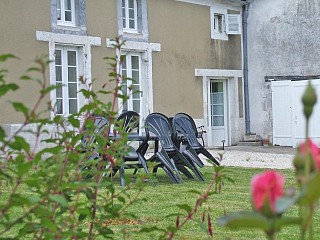 locations vacances Gîte Charente-Maritime Campagne à JARNAC-CHAMPAGNE