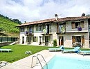 Location de charme Italie, Piémont avec piscine - Sul Bric dei Capalot