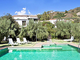locations vacances Gîte  Montagne à ORGIVA - Granada