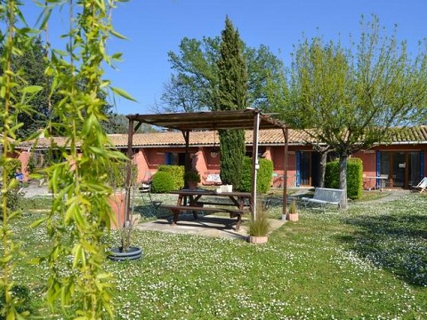 Gîte rural 2 personnes avec piscine et aire de jeux, dans le Gard