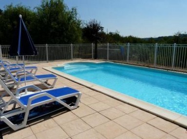 Gîtes Dordogne 3 étoiles piscines chauffées, vue exceptionnelle Belvès