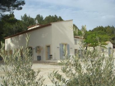 Gîte à Puget dans le Vaucluse, avec piscine, proche du Luberon