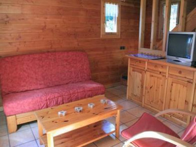 Chalet 8 pers (11 maxi) à Chatel centre en Haute Savoie - été et hiver