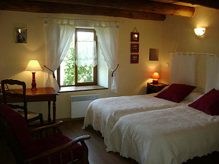 locations vacances Bed and breakfast Haute-Loire Countryside à LAVOUTE-CHILHAC