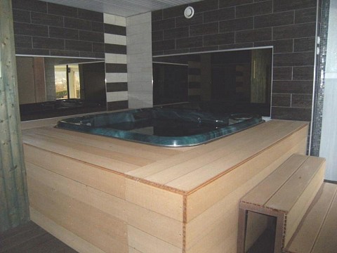 Gîte Regisland Gentiane en Alsace avec piscine couverte, spa.. 15 pers