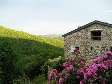 Monts d’Ardèche - La Calade, chambres d'hôtes à Chirols en Ardèche