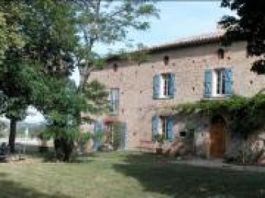 Chambres d’hôtes de charme avec piscine dans le Tarn, à Parisot