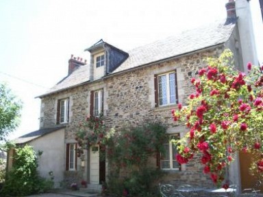 Gîte rural 1 à 9 personnes Monts d'Aubrac et Vallée du Lot - Aveyron