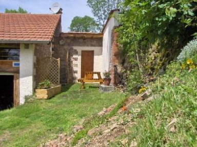 Gîte des Benoits à Saint Rirand dans la Loire, à 20 km de Roanne