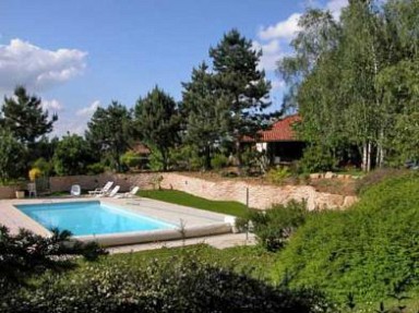 Chambres d'hôtes Ain au calme avec piscine près de Bourg en Bresse