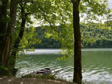 Auberge du Tilleul - Charézier au cœur de la région lacs et cascades