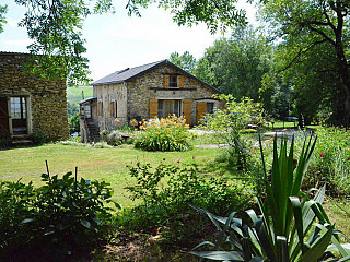 locations vacances Cottage Tarn Countryside à SAINT-PIERRE-DE-TRIVISY