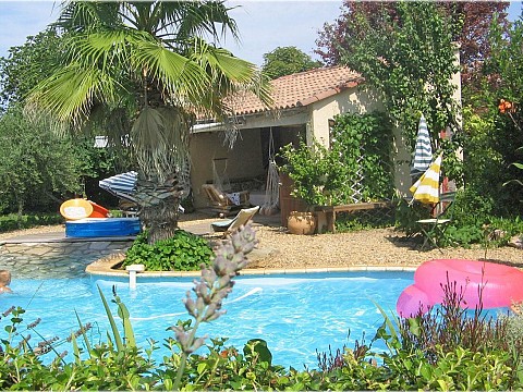 Chambre d'hôtes à Béziers, piscine, proche Canal du Midi et des plages