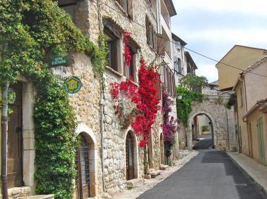 Gîtes des Baous, idéal pour grande famille - Côte d'Azur Saint Jeannet