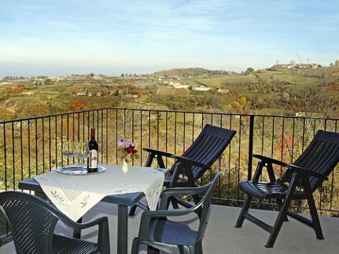 Appartement de vacances Piémont avec vue panoramique sur les Langhe