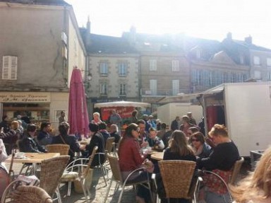 Gîte de Lavande, avec piscine, campagne, ambiance calme dans le Cher