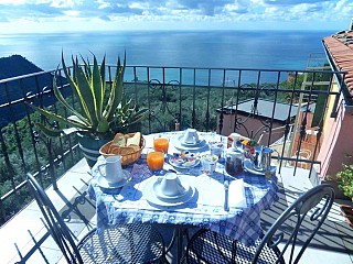 locations vacances Bed and breakfast Liguria Seaside à MANAROLA