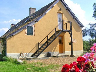 locations vacances Bed and breakfast Sarthe Countryside à COURCEMONT