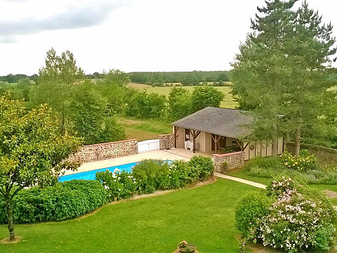 Gîte de séjour Le Chêne Vert, Chammes en Mayenne proche de Ste Suzanne
