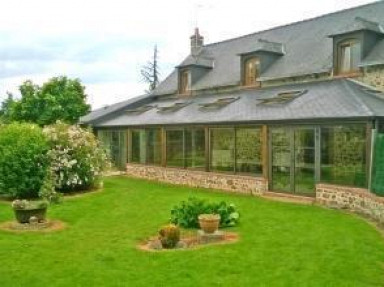 Gîte de séjour Le Chêne Vert, Chammes en Mayenne proche de Ste Suzanne