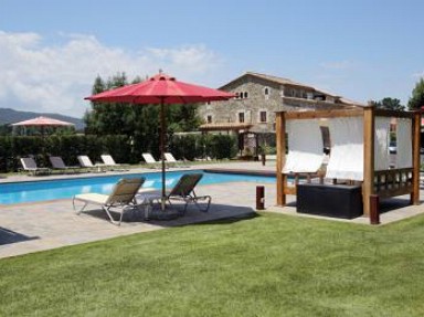 Vacances rurales Catalogne à Girona, chambres avec piscine et jacuzzi