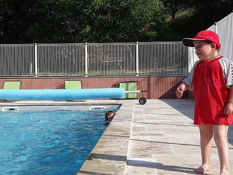 Location gite Aveyron avec piscine, le Domaine de Jouani, 25 km Rodez