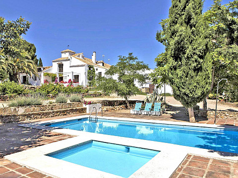 Gîte Andalousie avec piscine, court tennis et jardins - La Casa Arabe