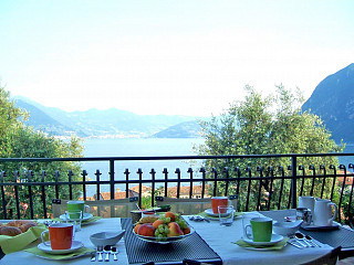 locations vacances Bed and breakfast Lombardia Countryside à RIVA DI SOLTO