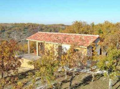 Gîte Lot, Quercy Blanc, avec piscine à débordement - Gîte des Camazets