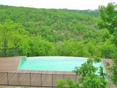 Gîte Lot, Quercy Blanc, avec piscine à débordement - Gîte des Camazets