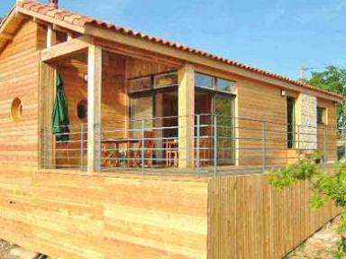 Gîte Lot, Quercy Blanc, avec piscine à débordement - Gîte des Camazets