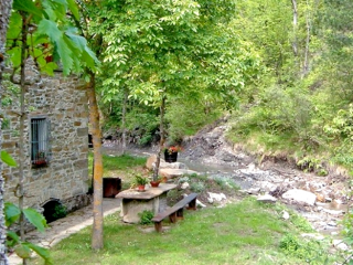 locations vacances Cottage Emilia-Romagna Mountain à BORGO VAL DI TARO