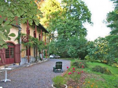 Grand gîte de charme au pied des Pyrénées, à Labroquère, Haute Garonne