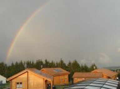 4 Gîtes Bon Air avec piscine à Saint Flour - Cantal