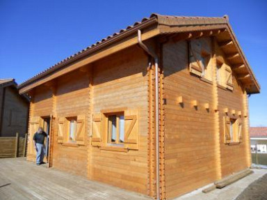 4 Gîtes Bon Air avec piscine à Saint Flour - Cantal