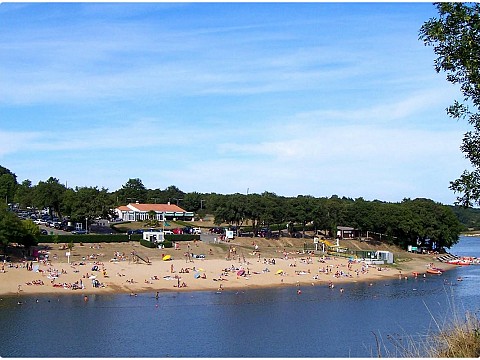 Apremont plage à 1 km en Vendée - Appartement 4 personnes Clévacances