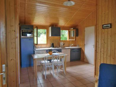 Gîte Cantal 3*, étang de pêche privée, wifi. Ferme en Auvergne