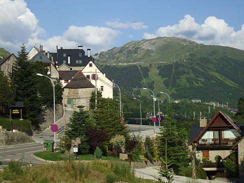 Gîte Pyrénées espagnoles - Maison Historique en Val d'Aran - Baqueira