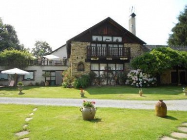 Maison de caractère 16 pers, campagne, piscine. Pyrénées Atlantiques