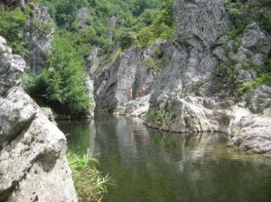 Location Gite 3* en Ardèche, piscine privée, à Colombier le Vieux