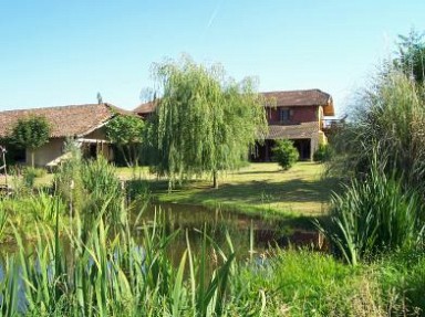 Écolo-gîte de charme en campagne gersoise - La Taupinière du Gers