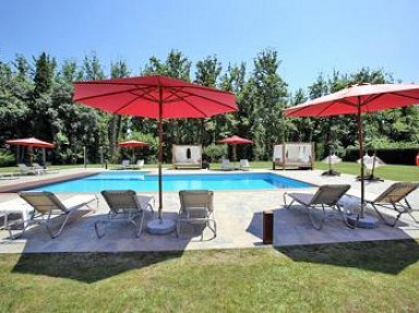 Vacances rurales Catalogne à Girona, chambres avec piscine et jacuzzi