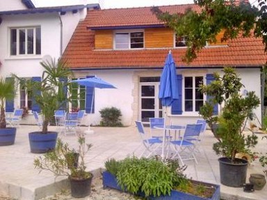 Gîte Lourdes**** 8-10 pers, piscine jacuzzi accessible tout handicap